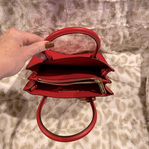 Michael Kors Small Red Handbag Like New ✨ - Picture 2 of 4